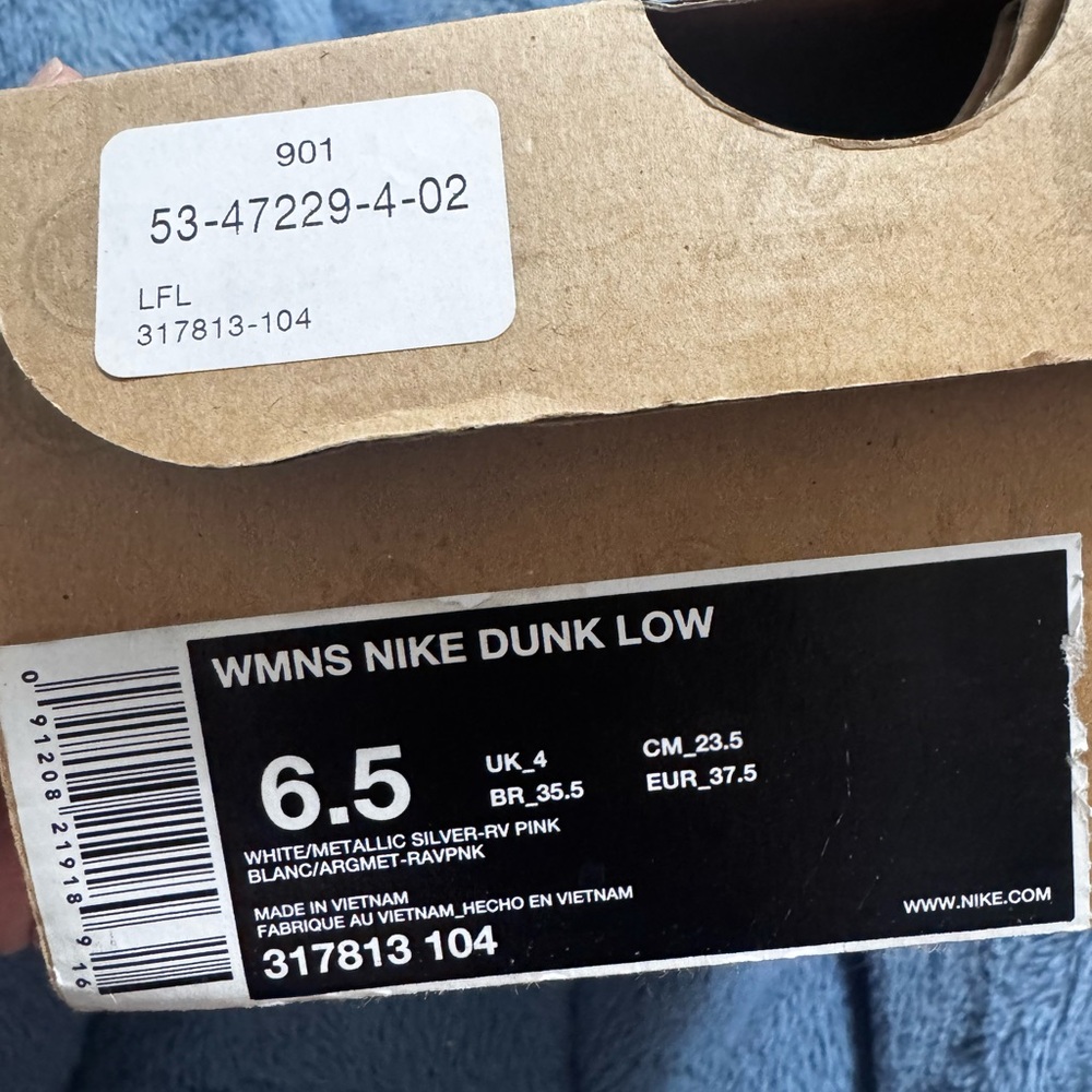 Nike WMNS Dunk Low